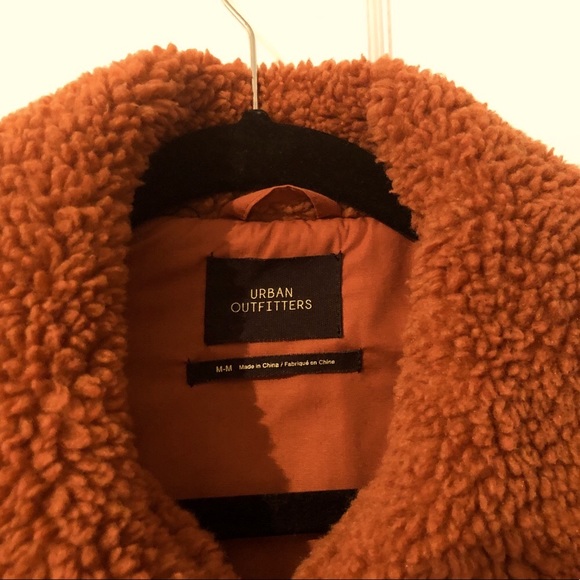 Urban Outfitters UO Cropped Teddy Jacket - Picture 3 of 3